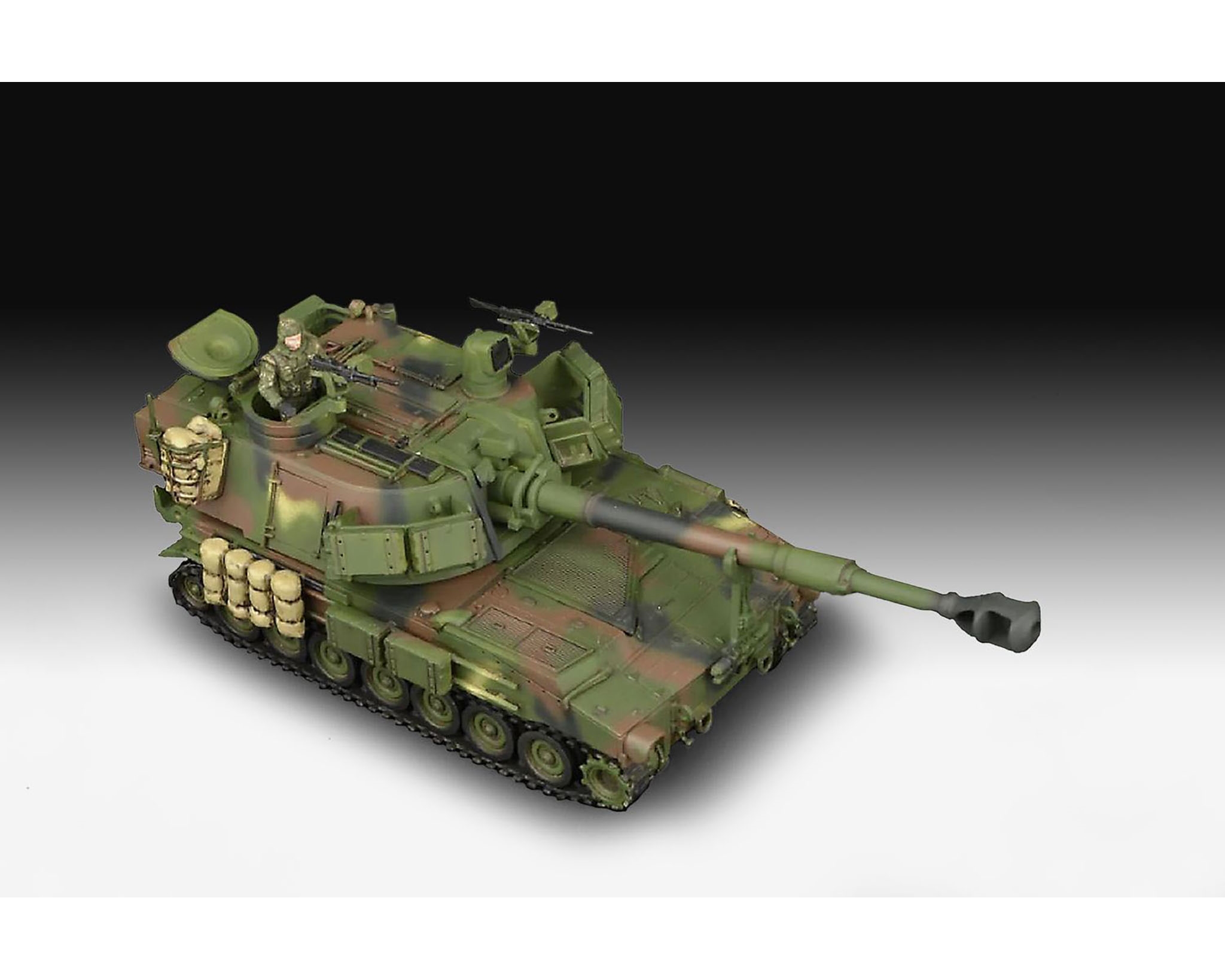 Revell 3331 - M109A6